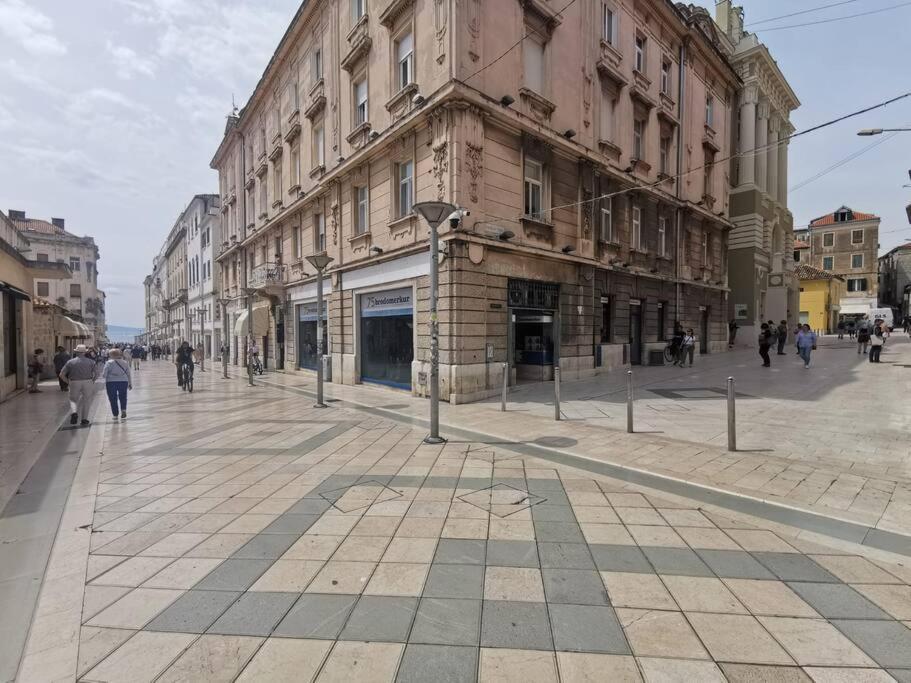 Teni Сплит Екстериор снимка